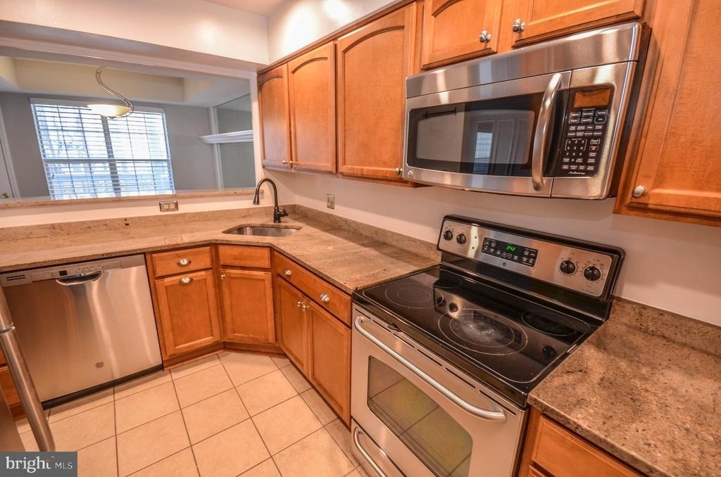 10715 Hampton Mill Terrace - Photo 8