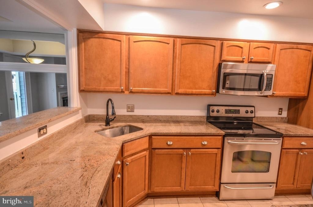 10715 Hampton Mill Terrace - Photo 9
