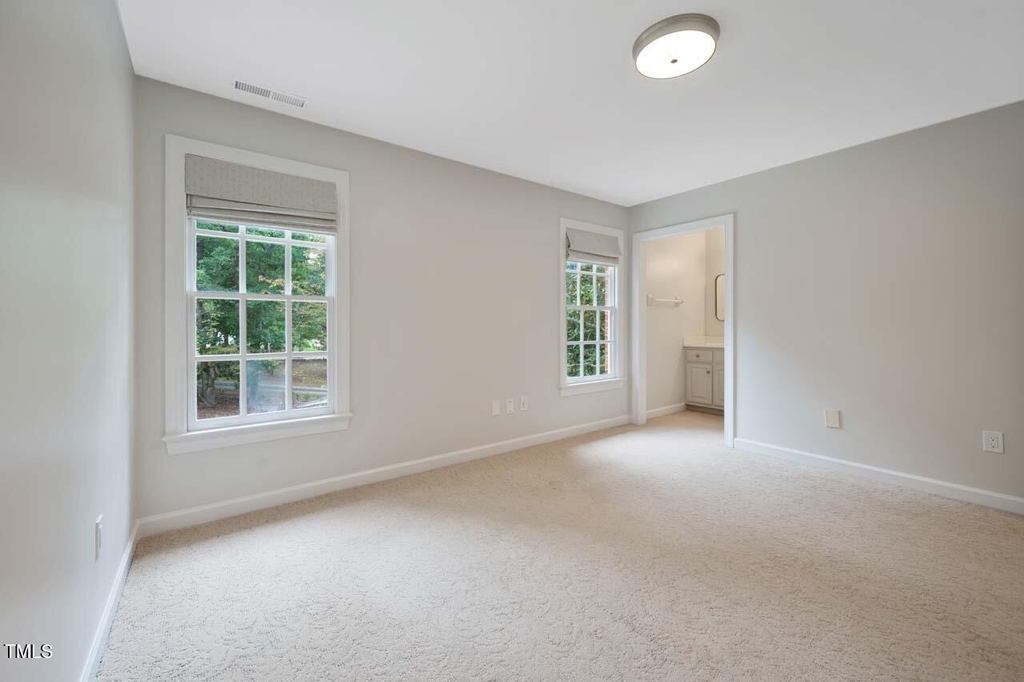 1202 Summerville Lane - Photo 31