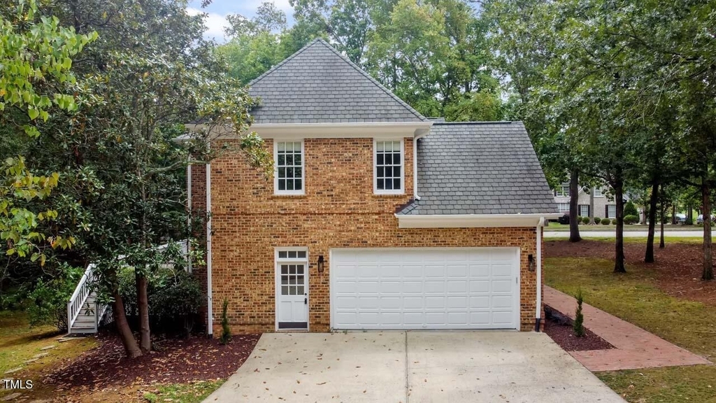 1202 Summerville Lane - Photo 39