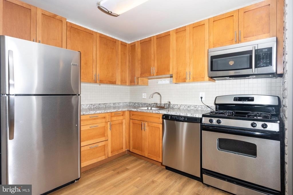 874 College Parkway - Photo 5