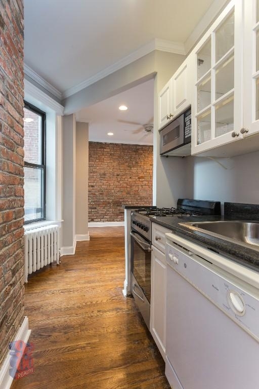 432 East 13th Street, Unit 12a - Photo 4