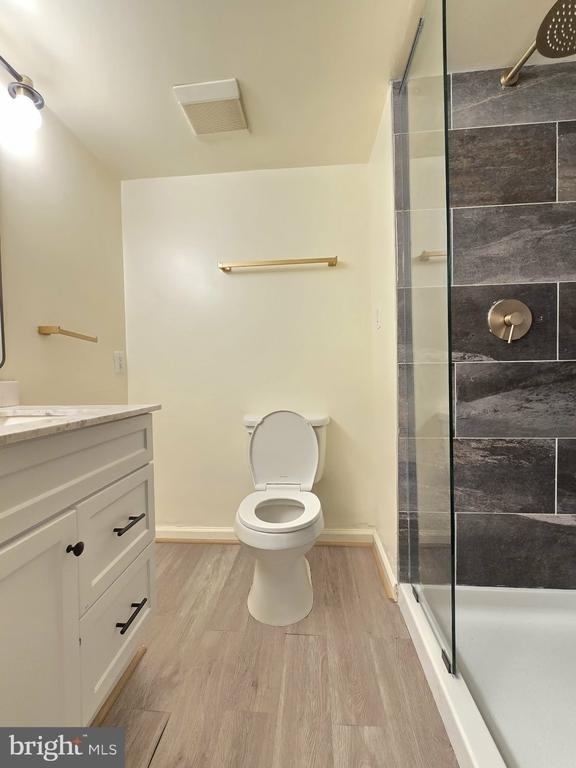9645 Whiteacre Road - Photo 10