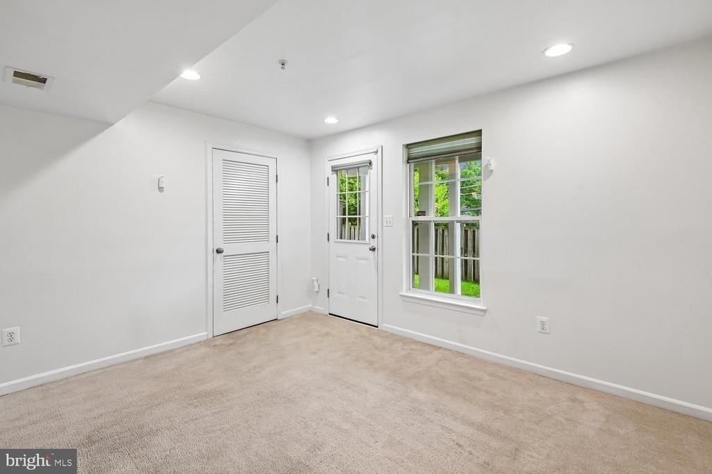 9457 Birdhouse Circle - Photo 52