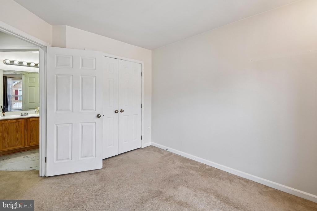 9457 Birdhouse Circle - Photo 40