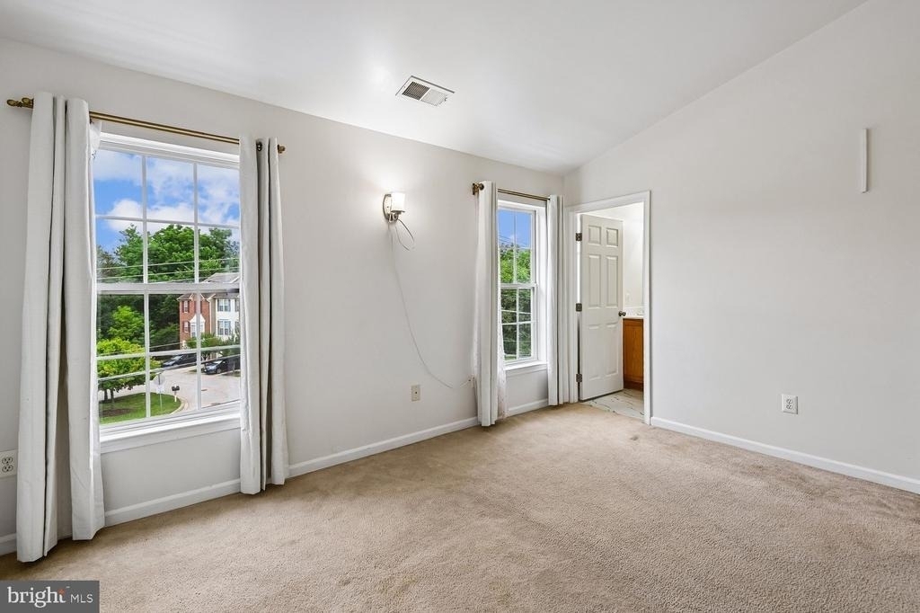 9457 Birdhouse Circle - Photo 35