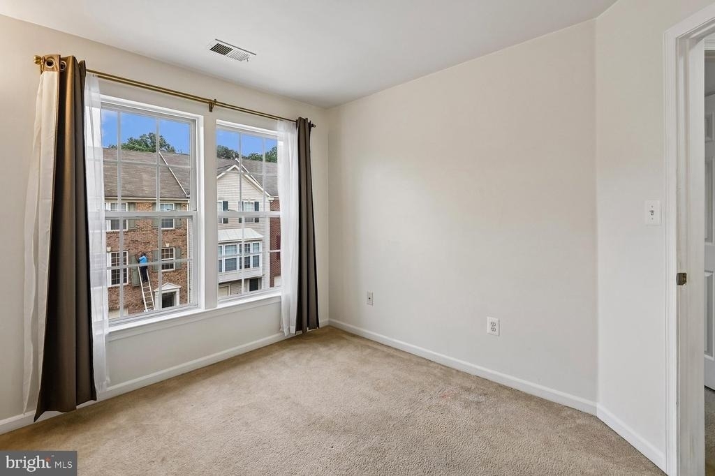 9457 Birdhouse Circle - Photo 42