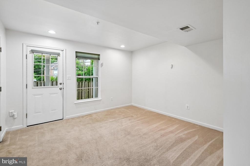 9457 Birdhouse Circle - Photo 51
