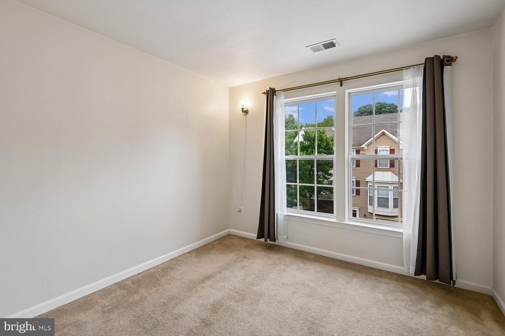 9457 Birdhouse Circle - Photo 39