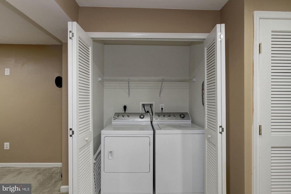 7055 Oak Grove Way - Photo 6