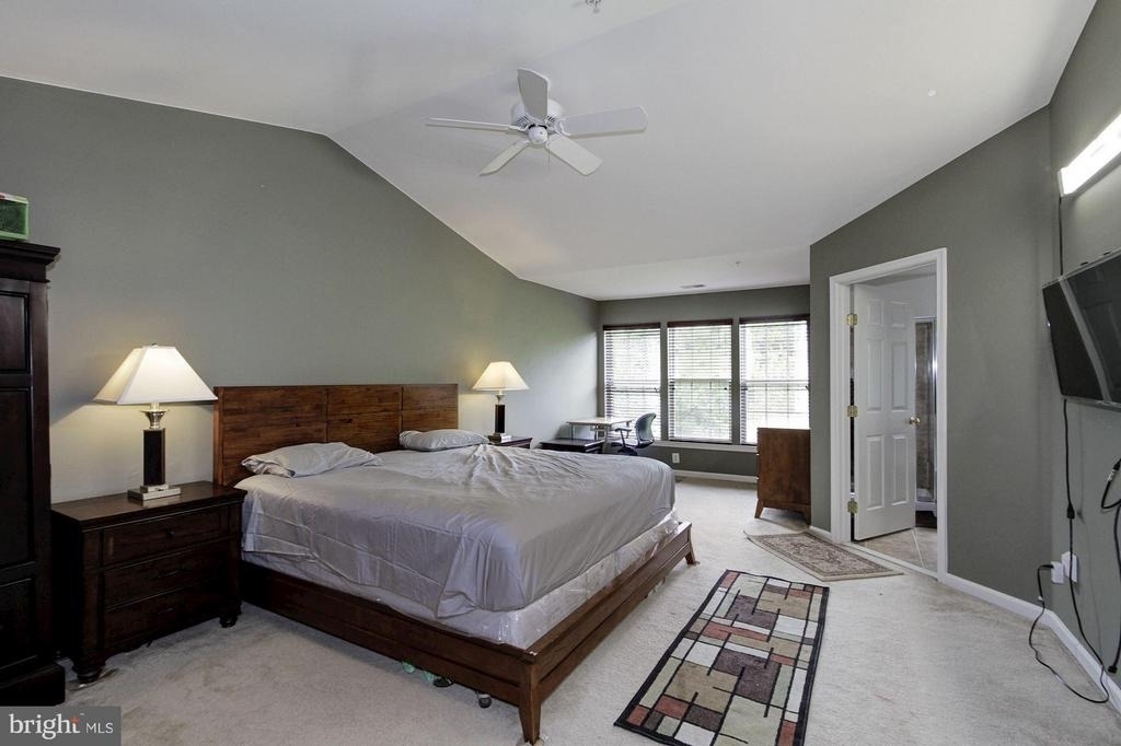 7055 Oak Grove Way - Photo 18