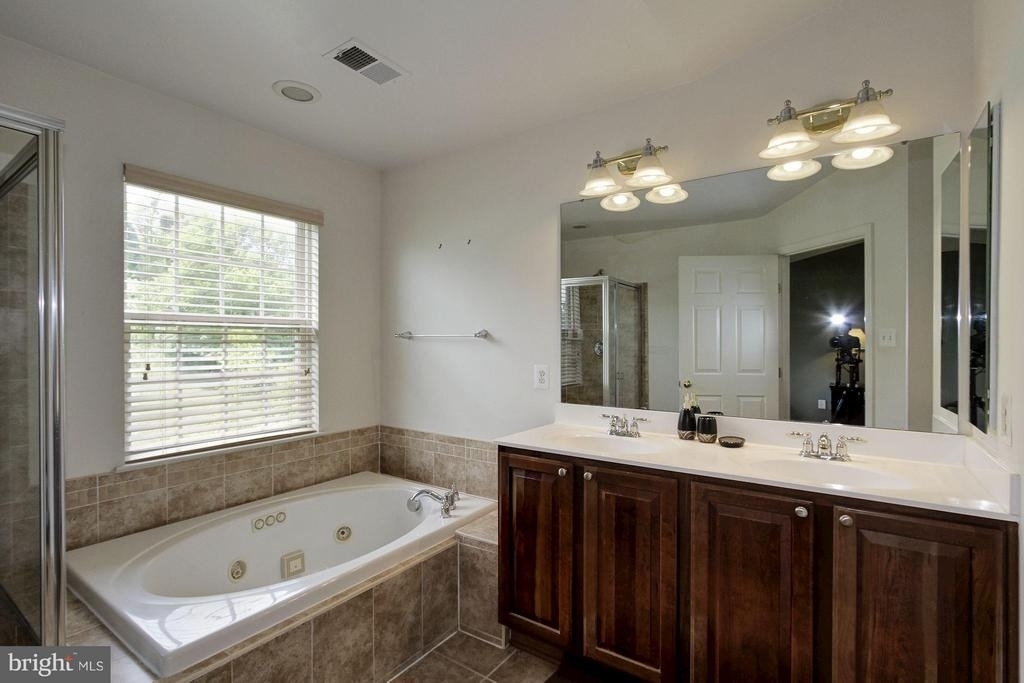 7055 Oak Grove Way - Photo 21