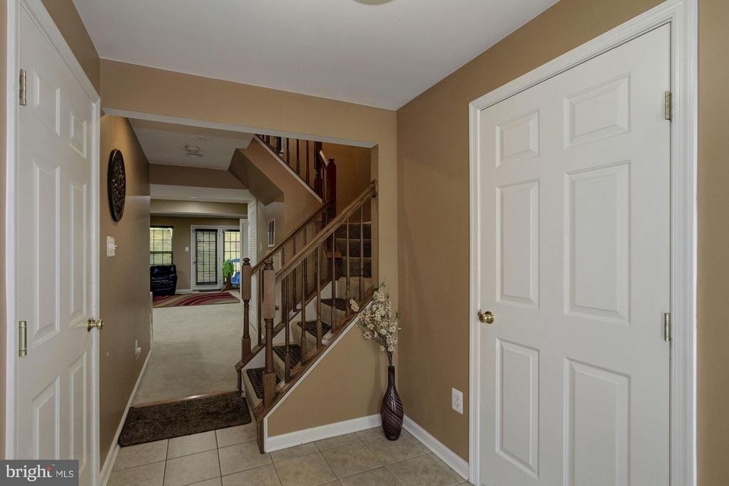 7055 Oak Grove Way - Photo 3