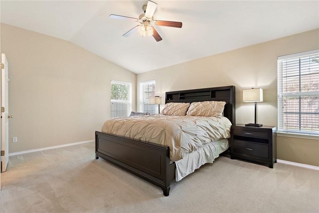 3912 Links Ln - Photo 32