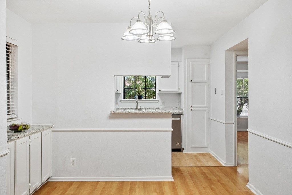 10955 Wurzbach Rd - Photo 7