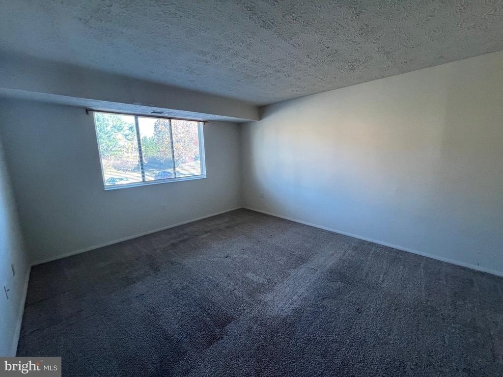 1001 Heather Ridge Drive - Photo 6