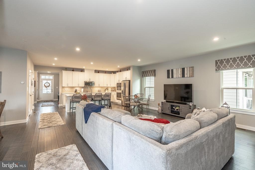 508 Ladywell Street - Photo 24