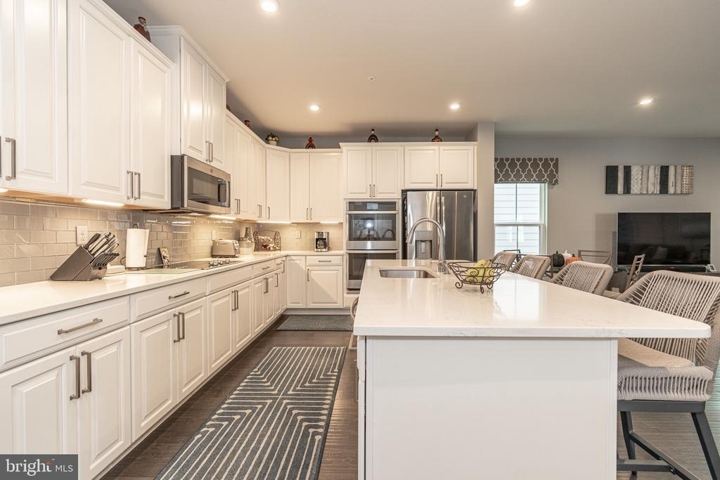 508 Ladywell Street - Photo 15