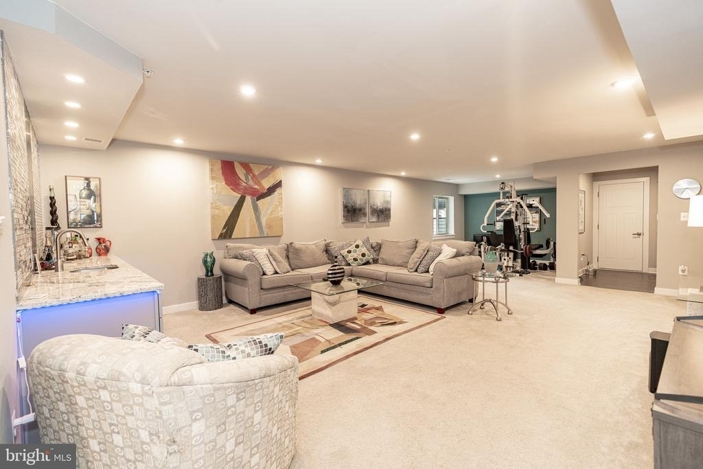 508 Ladywell Street - Photo 42