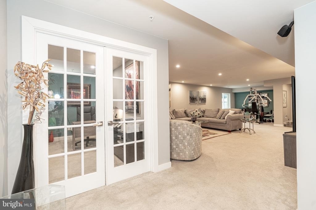 508 Ladywell Street - Photo 40