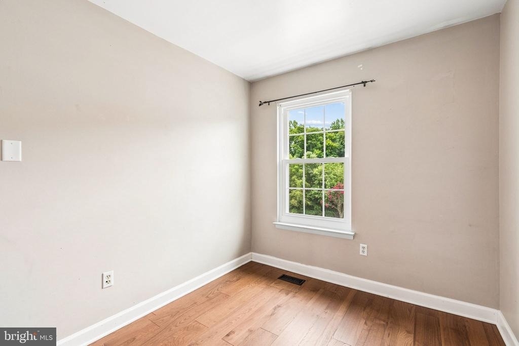 3820 Rolling Way - Photo 26