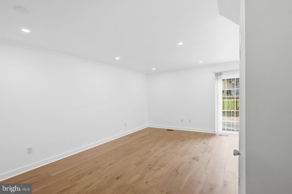3820 Rolling Way - Photo 15
