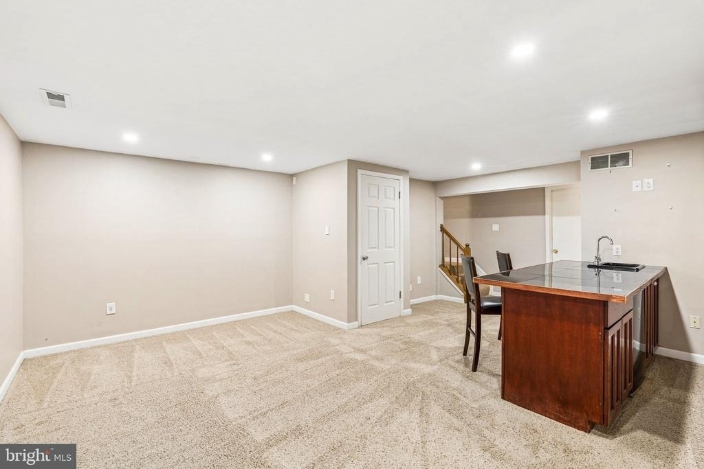 3820 Rolling Way - Photo 37