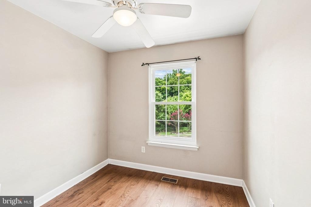 3820 Rolling Way - Photo 29