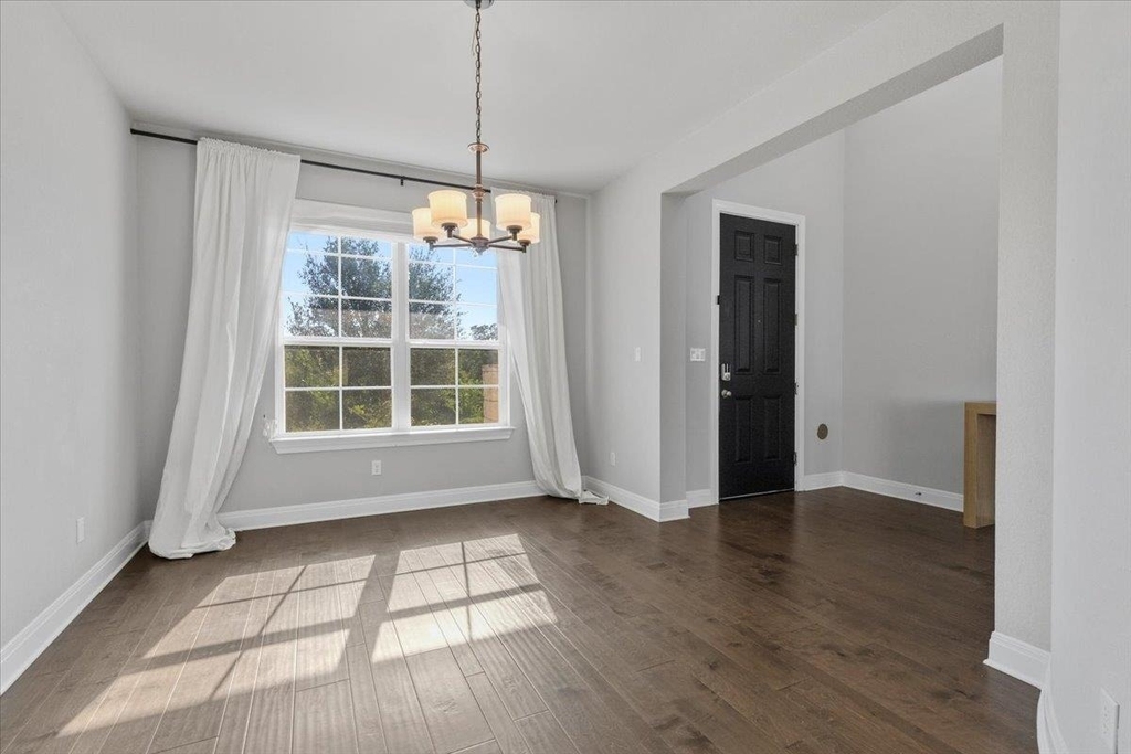 1317 Highwater Dr - Photo 7