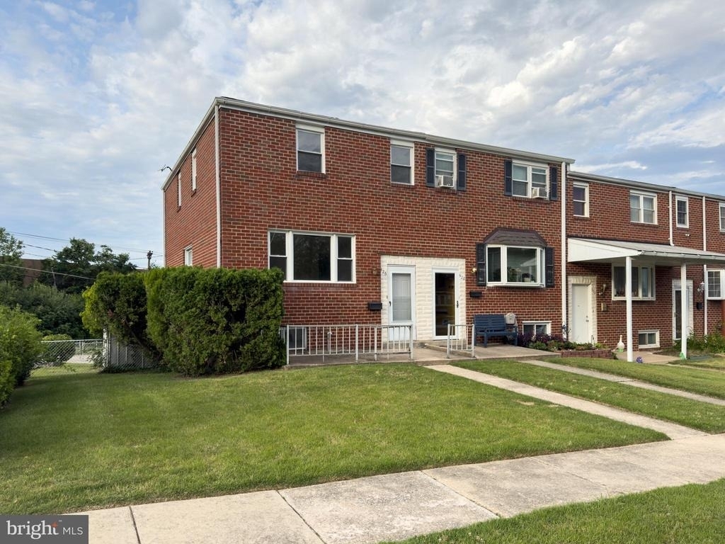 926 Regina Drive - Photo 0