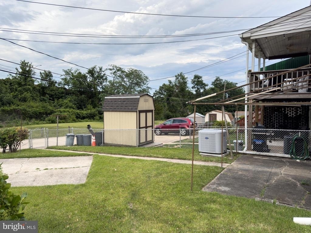 926 Regina Drive - Photo 23