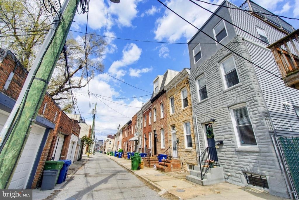 1429 Olive Street - Photo 22