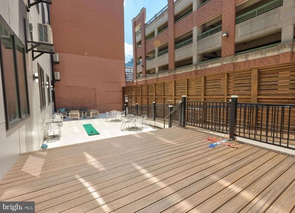 520 S Caroline Street - Photo 12
