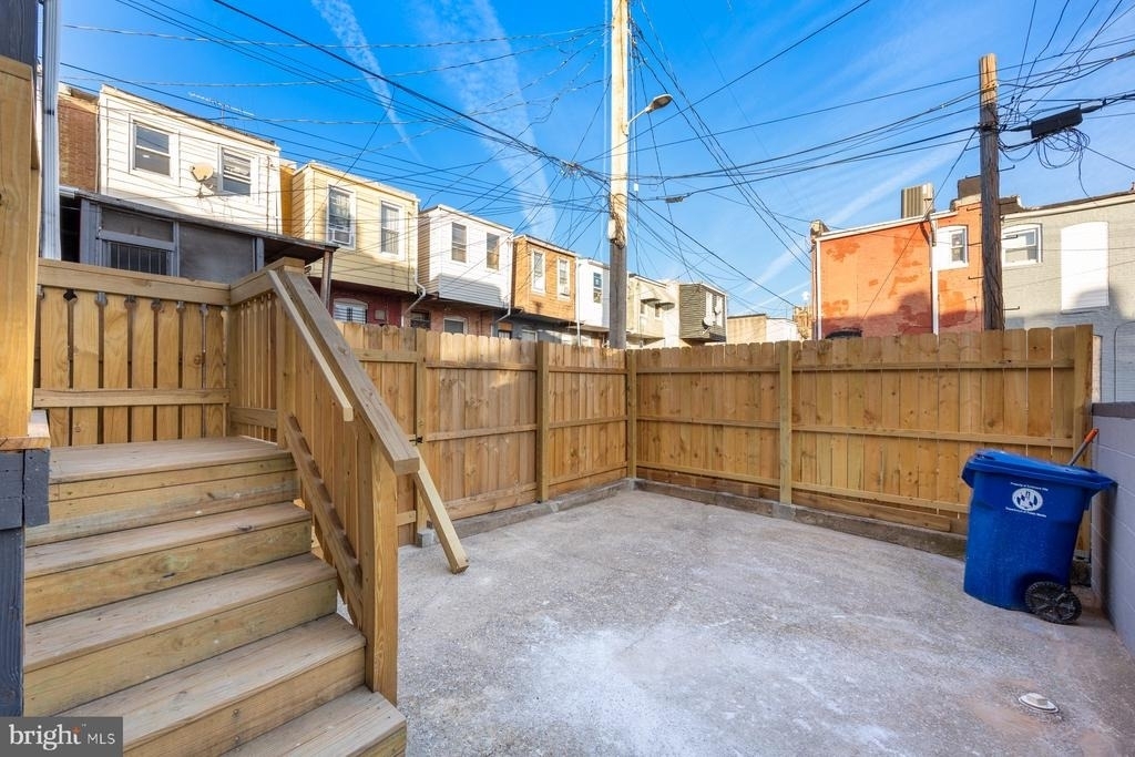 723 N Luzerne Avenue - Photo 31