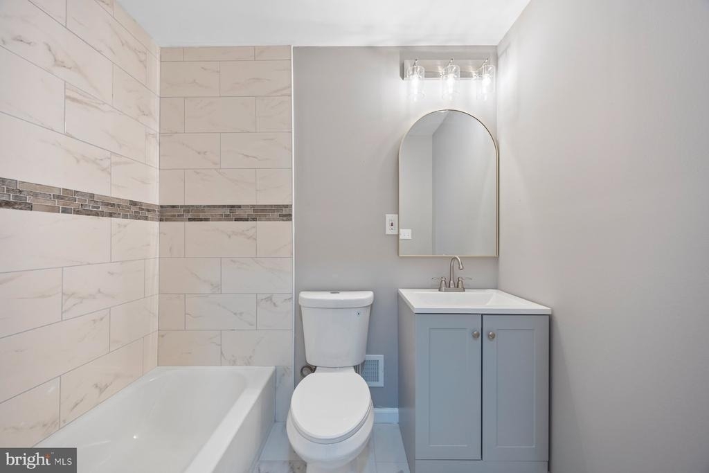 723 N Luzerne Avenue - Photo 16