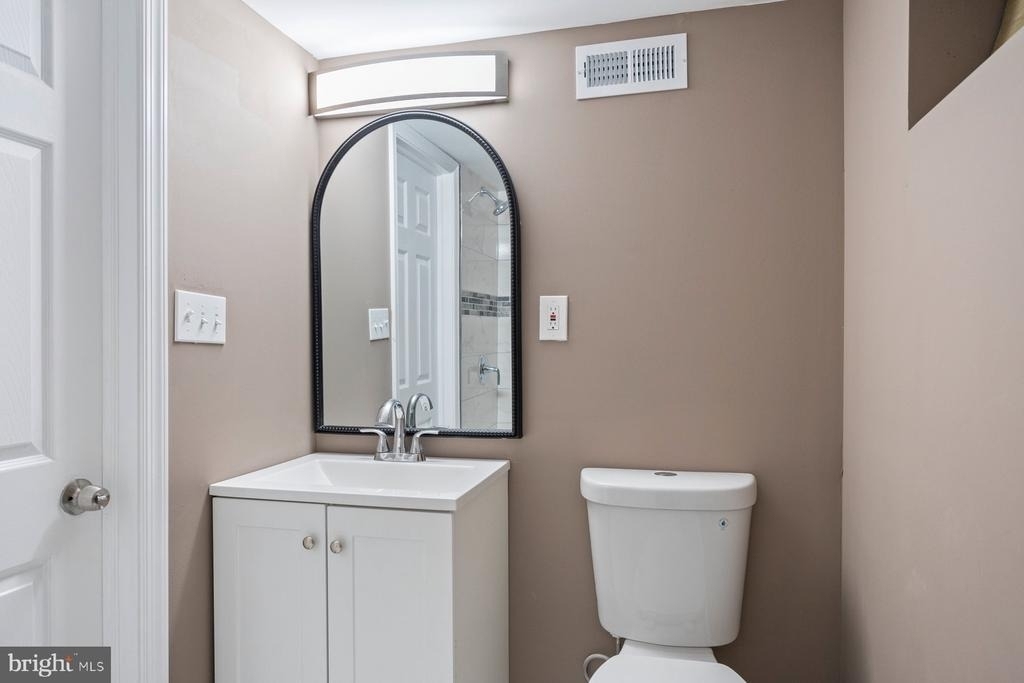 723 N Luzerne Avenue - Photo 28