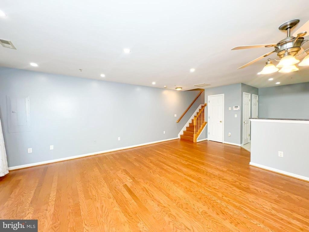 1632 Briarview Court - Photo 11