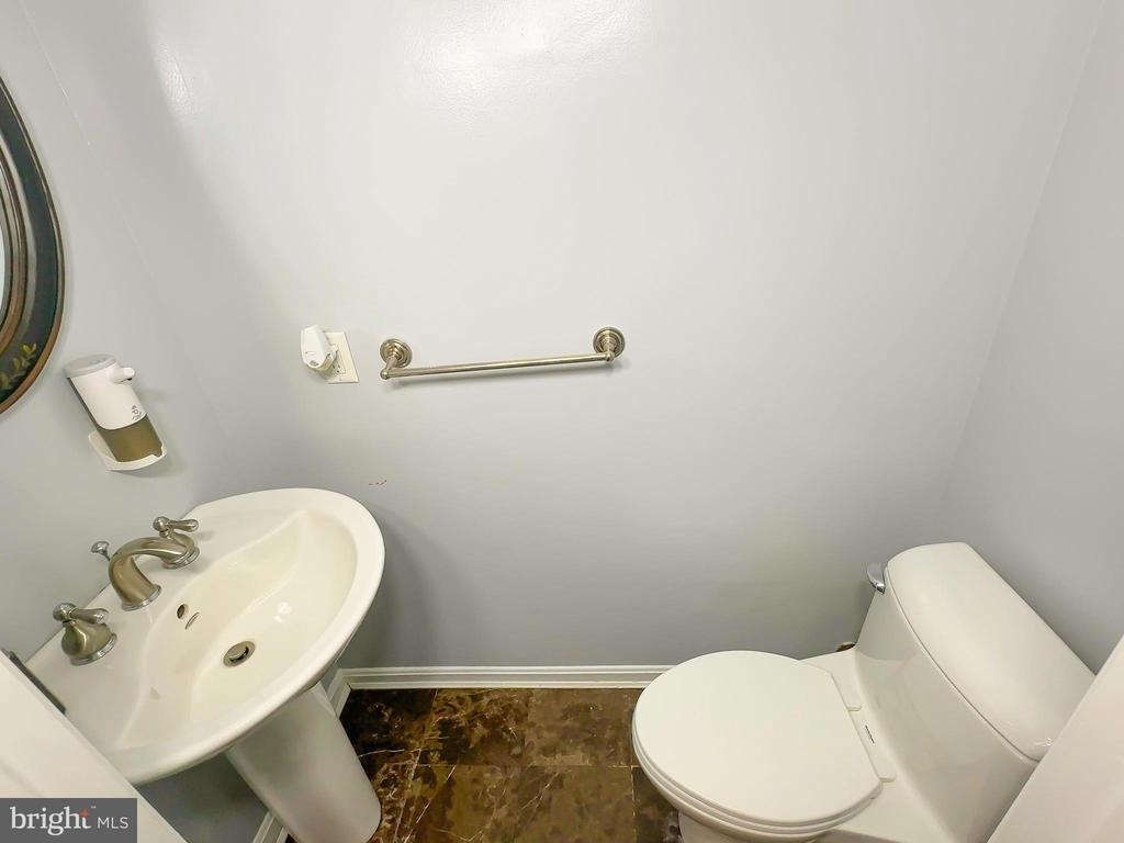 1632 Briarview Court - Photo 24