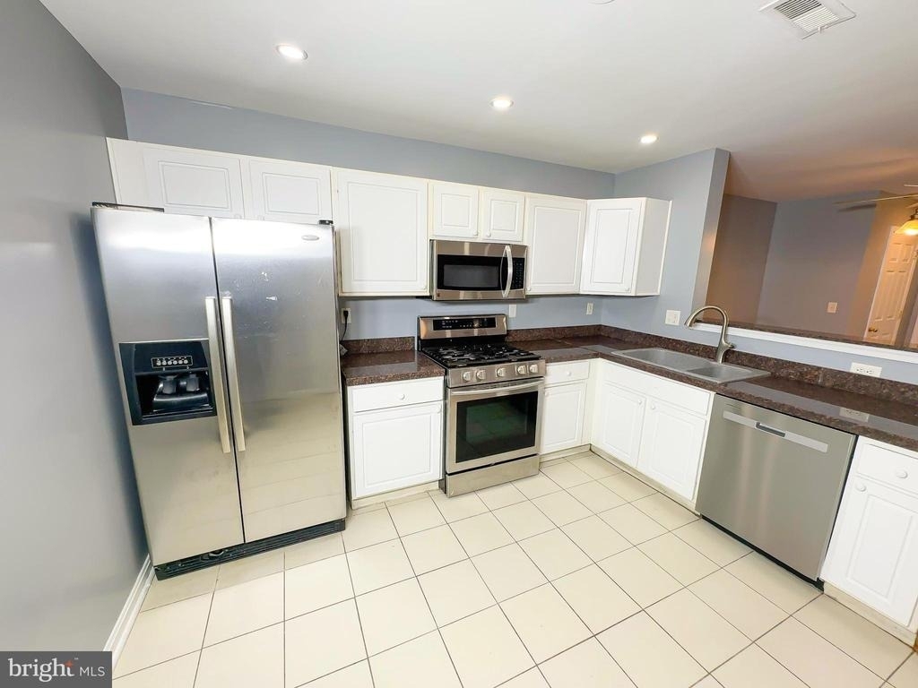 1632 Briarview Court - Photo 6