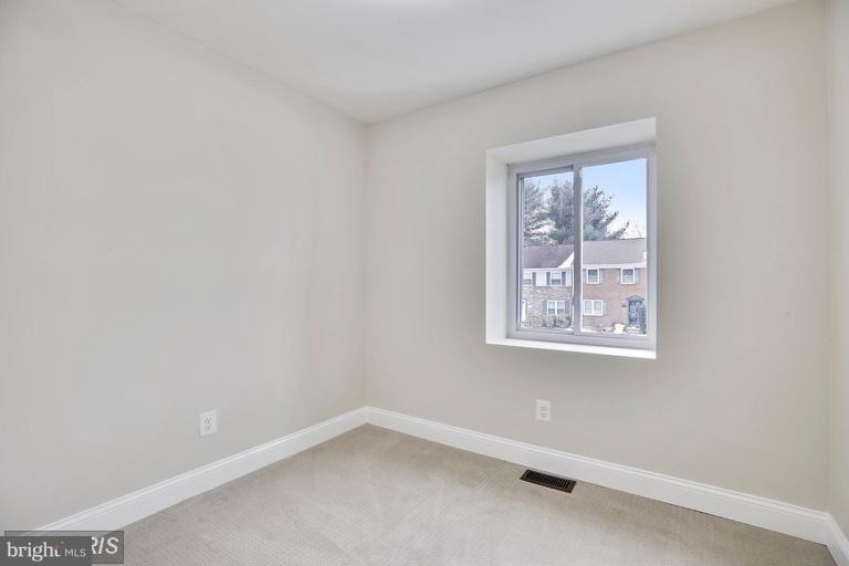 2050 Forest Hill Lane - Photo 13