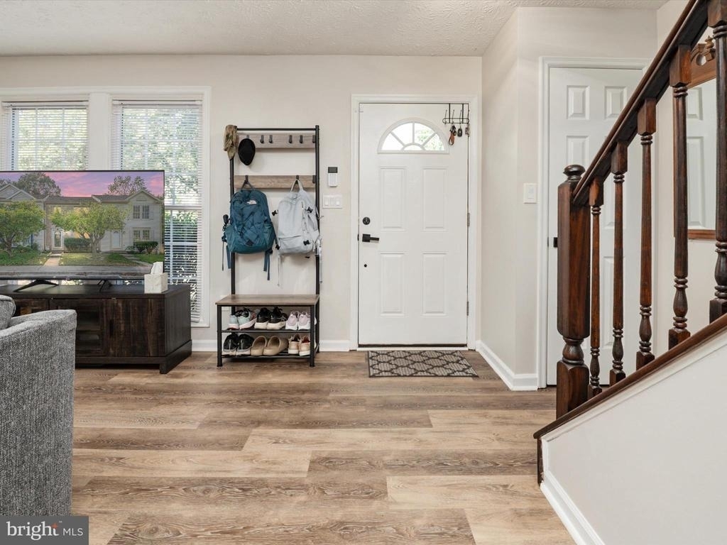 2139 Commissary Circle - Photo 5