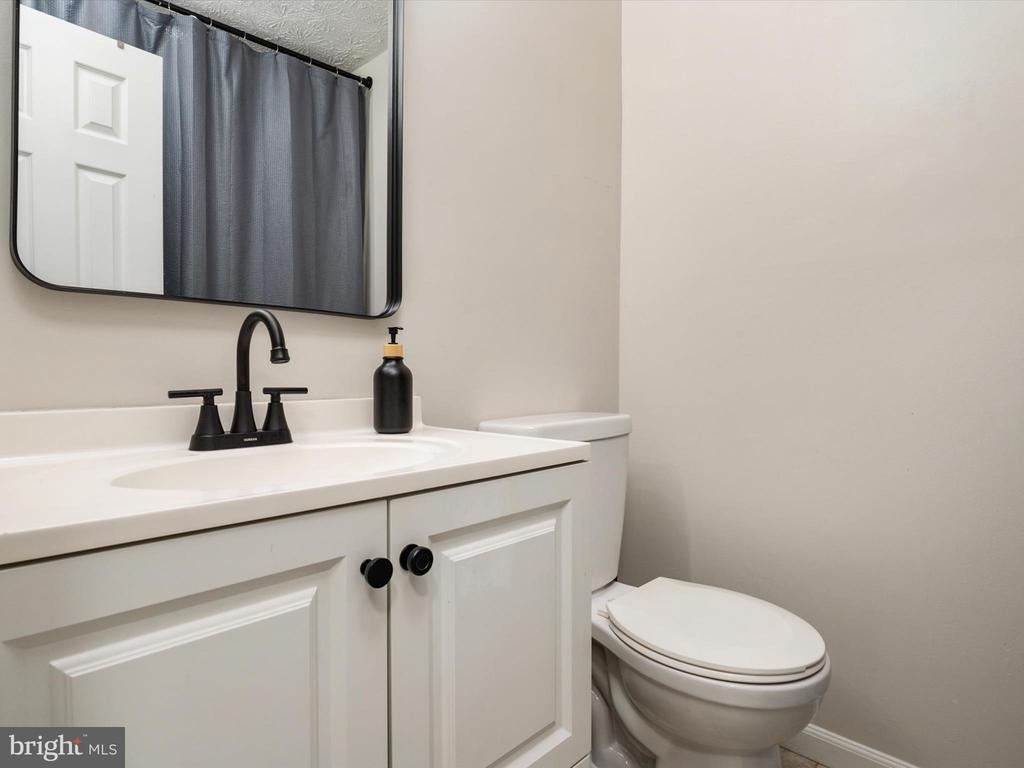 2139 Commissary Circle - Photo 27