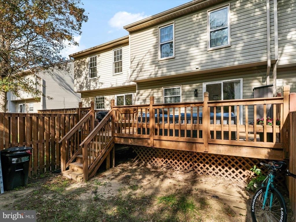 2139 Commissary Circle - Photo 39