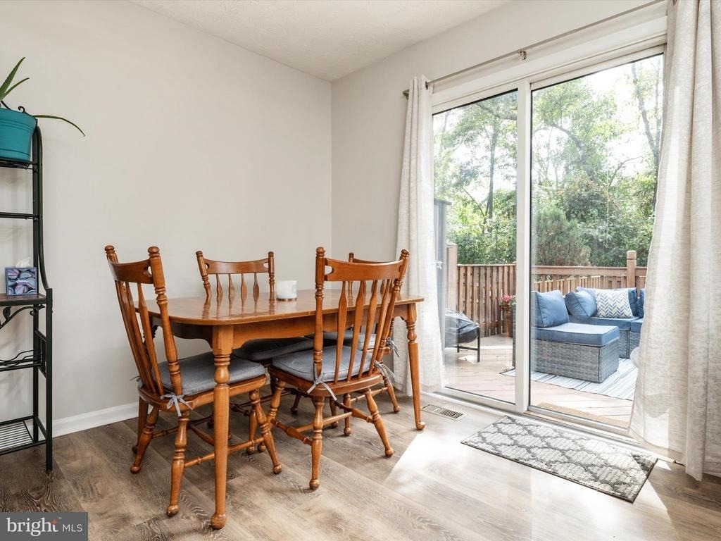 2139 Commissary Circle - Photo 11