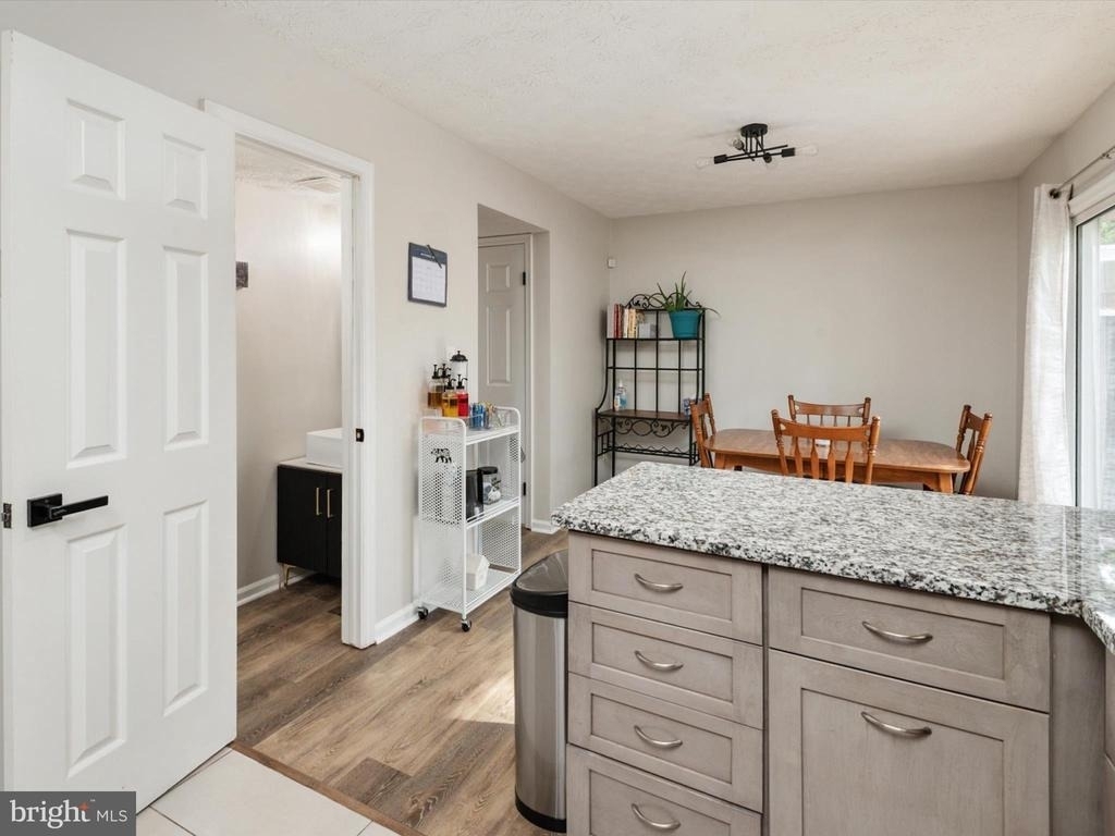 2139 Commissary Circle - Photo 18
