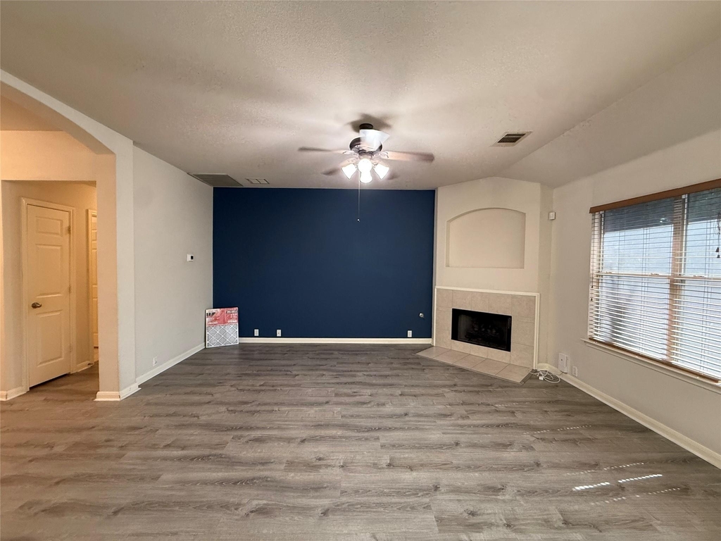 645 Arrowood Pl - Photo 2