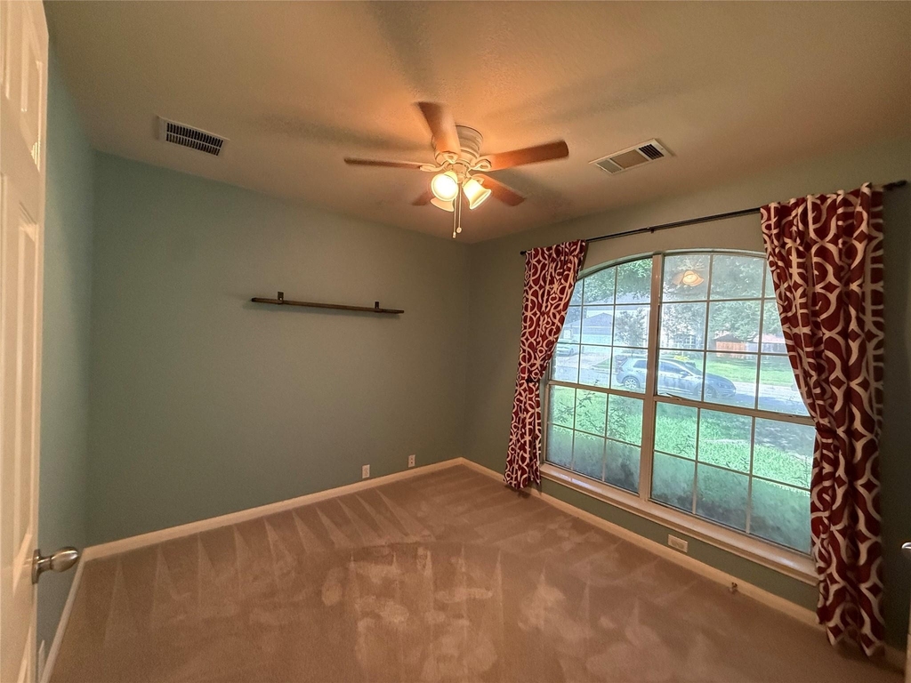 645 Arrowood Pl - Photo 14