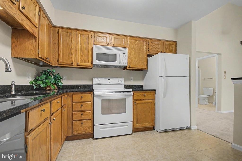 1922 Marconi Circle - Photo 26