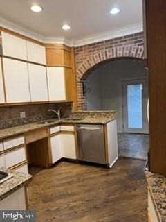 1807 Lovering Avenue - Photo 3