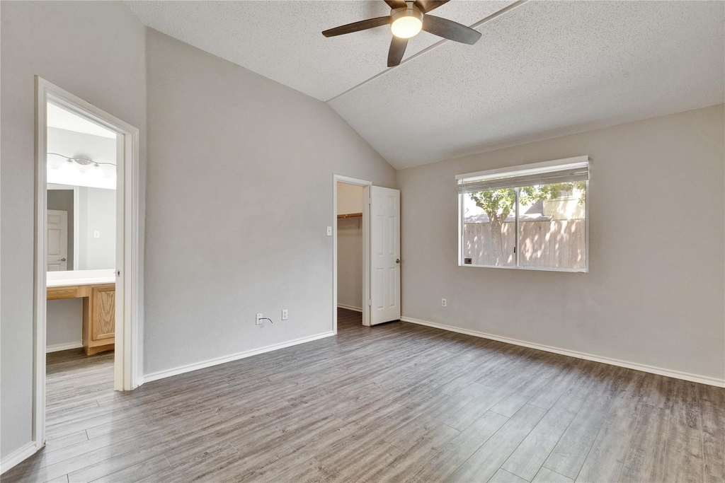 1403 Gulf Way - Photo 12